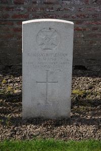 Birr Cross Roads Cemetery - Maple, R