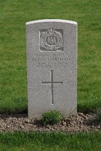 Birr Cross Roads Cemetery - Marshall, H P G