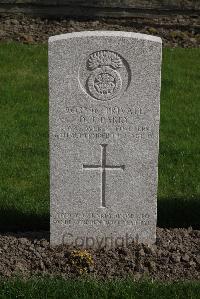 Birr Cross Roads Cemetery - Parry, D J