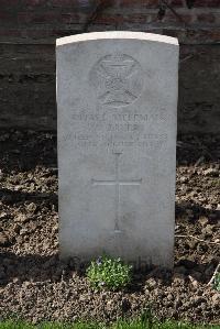 Birr Cross Roads Cemetery - Pryer, A