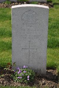 Birr Cross Roads Cemetery - Scott, J