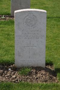 Birr Cross Roads Cemetery - Walker, Frederick Arthur