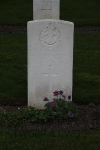 Brandhoek Military Cemetery - Grimsdale, William James