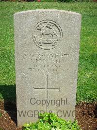 Jerusalem War Cemetery - Humphrey, H