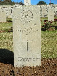 Jerusalem War Cemetery - Irvine, J