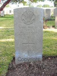 Jerusalem War Cemetery - Jones, T H