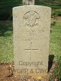 Jerusalem War Cemetery - Kirk, Reginald