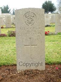 Jerusalem War Cemetery - Lloyd, James