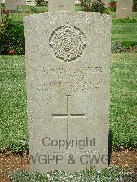 Jerusalem War Cemetery - Lowe, F E