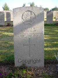 Jerusalem War Cemetery - MacKie, James Logan