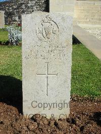 Jerusalem War Cemetery - McGlinchey, J