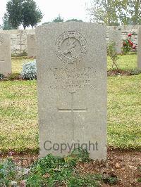 Jerusalem War Cemetery - Norris, E C