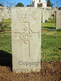 Jerusalem War Cemetery - Nuttall, W R