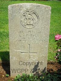 Jerusalem War Cemetery - Parker, Ernest Steven