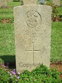 Jerusalem War Cemetery - Parry, R R