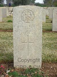 Jerusalem War Cemetery - Paton, T