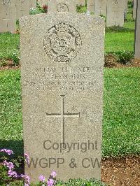 Jerusalem War Cemetery - Reynolds, H