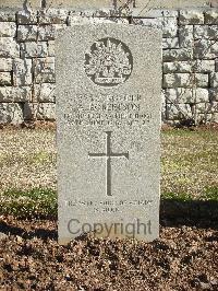 Jerusalem War Cemetery - Robertson, Alexander