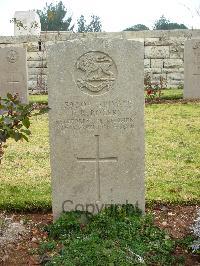 Jerusalem War Cemetery - Rogers, D R