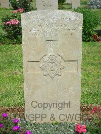 Jerusalem War Cemetery - Shipley, W