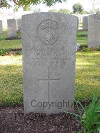 Jerusalem War Cemetery - Smith, C L