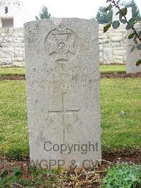 Jerusalem War Cemetery - Smith, F C