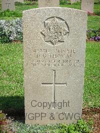 Jerusalem War Cemetery - Thomas, D G