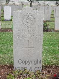 Jerusalem War Cemetery - Thomas, R