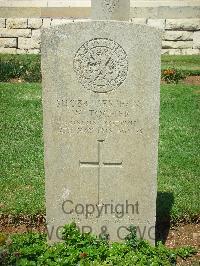 Jerusalem War Cemetery - Tolhurst, Joseph Henry