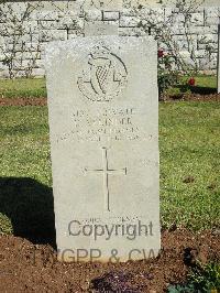 Jerusalem War Cemetery - Verinder, Edward