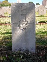 Jerusalem War Cemetery - Willis, P