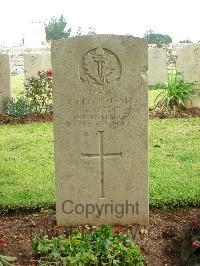 Jerusalem War Cemetery - Wood, G