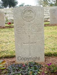 Jerusalem War Cemetery - Young, Arthur John