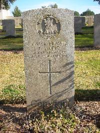 Jerusalem War Cemetery - Young, Peter