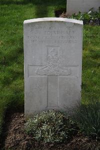 Canada Farm Cemetery - Beckinsale, S W