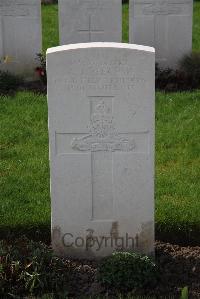 Canada Farm Cemetery - Beecham, C J