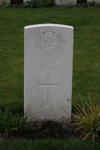 Canada Farm Cemetery - Bennett, J