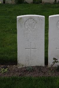 Canada Farm Cemetery - Bennett, J