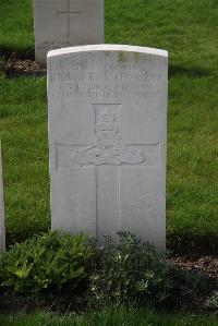 Canada Farm Cemetery - Blakeborough, Thomas Ernest