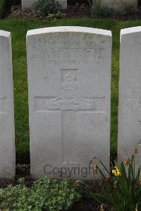 Canada Farm Cemetery - Boddington, A J T