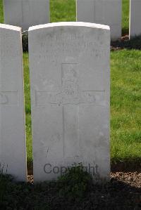 Canada Farm Cemetery - Callander, Robert