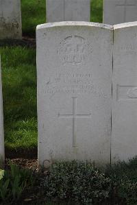 Canada Farm Cemetery - Chapman, W