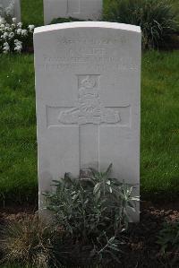 Canada Farm Cemetery - Cliff, George