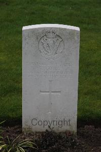 Canada Farm Cemetery - Coils, Robert