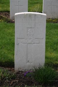 Canada Farm Cemetery - Connolly, F