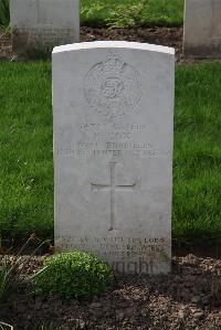 Canada Farm Cemetery - Cox, Frederick