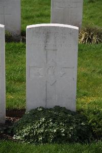 Canada Farm Cemetery - Creedon, J