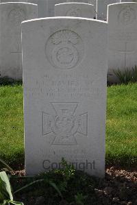 Canada Farm Cemetery - Davies, James Llewellyn