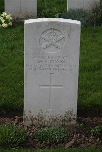 Canada Farm Cemetery - Dixon, W S