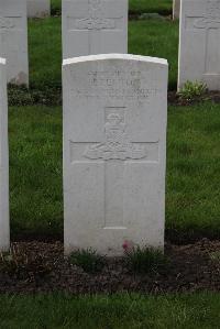 Canada Farm Cemetery - Fenton, James